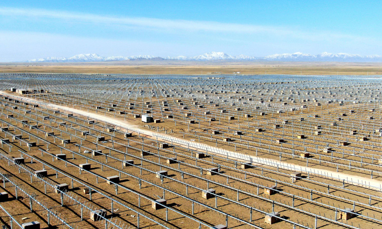 塔拉滩——光伏板下的“玄机”