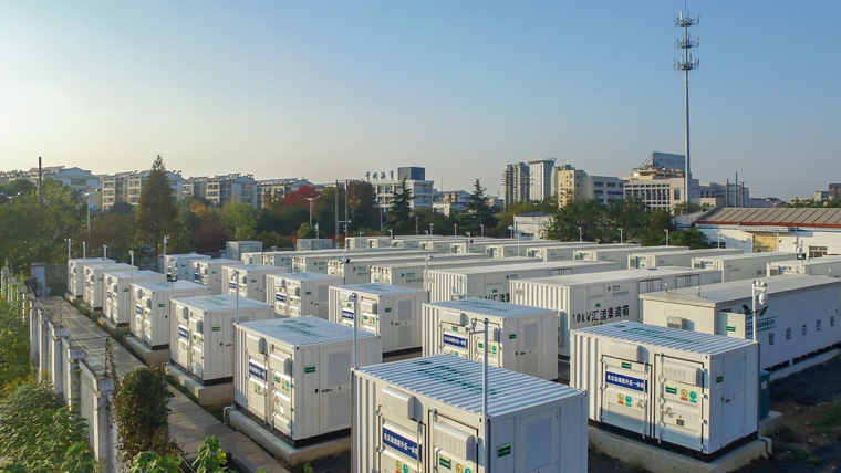 光伏储能电站的电能存多久，10kw光伏电站配多大储能