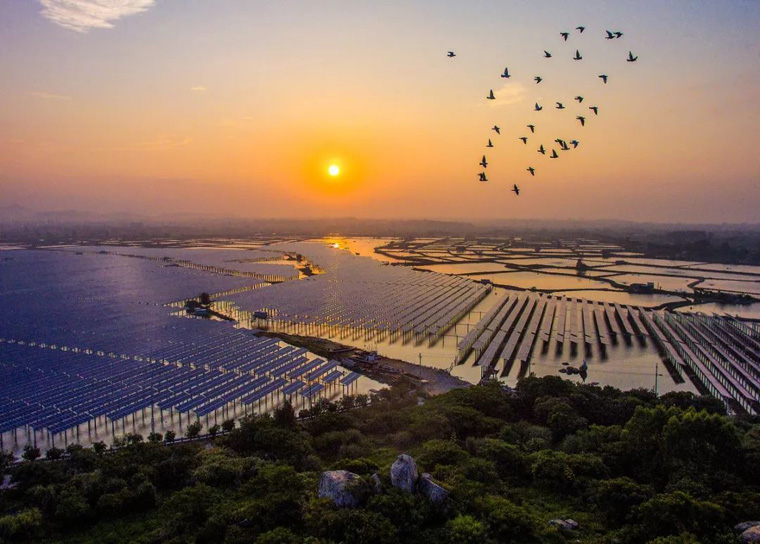 为什么在海上建设光伏板更好，海上光伏有哪些注意事项