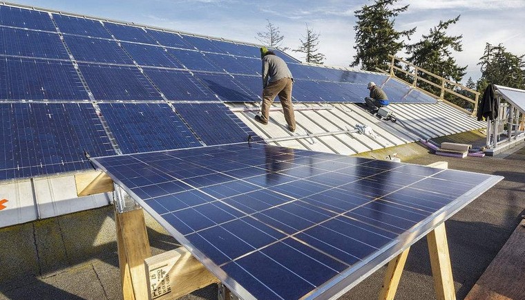 光伏支架算设备吗，光伏支架用不锈钢好还是铝合金好