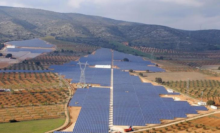 西班牙太阳能丰富的主要原因