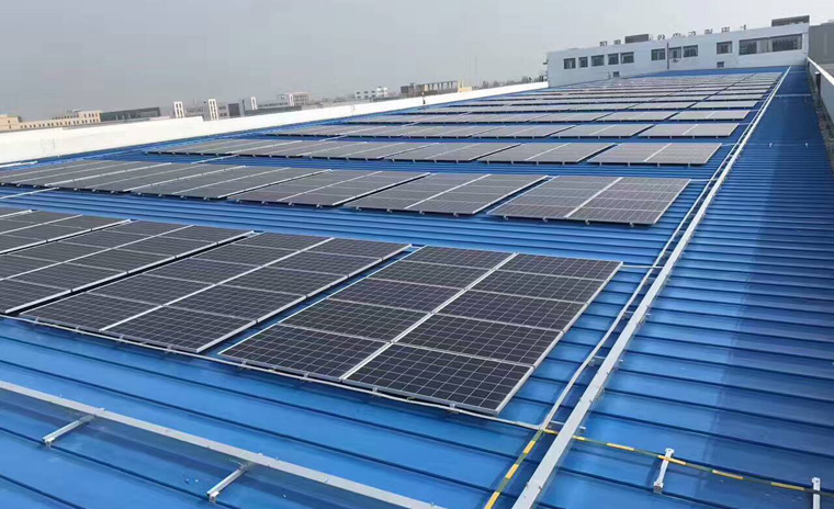 彩钢瓦屋顶光伏怎么接地避雷