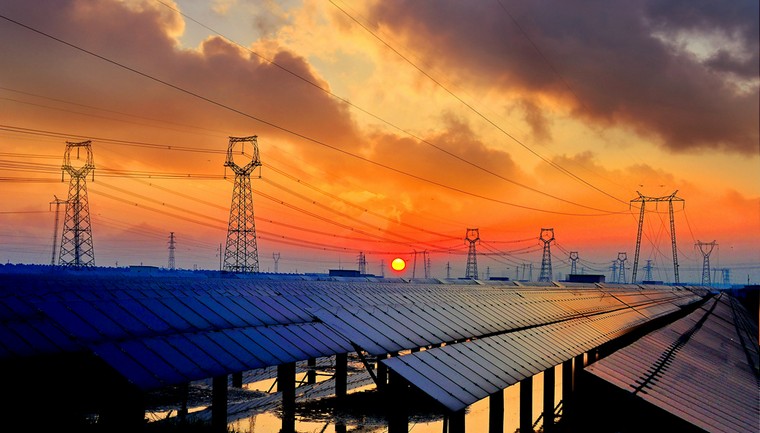 什么是三交九直输电呢？